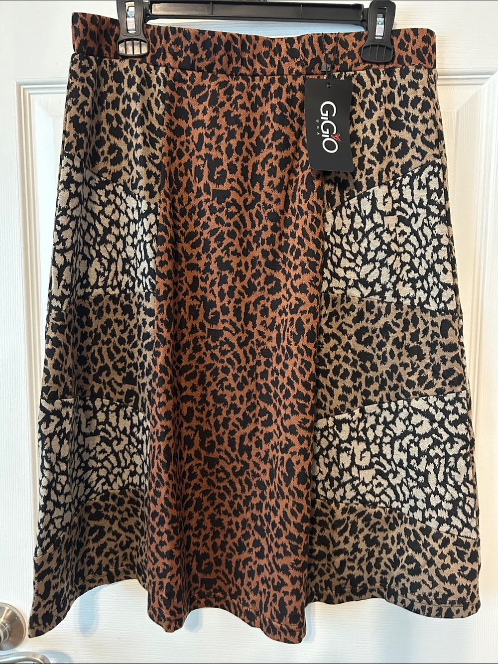 GigiO A-Line Leopard Print Skirt in Brown and Cream